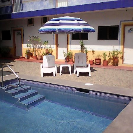 Hotel Sarabi Barra de Navidad Exterior foto